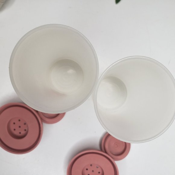 Tupperware Salt & Pepper Shakers Rose Pink Set - Picture 5 of 7